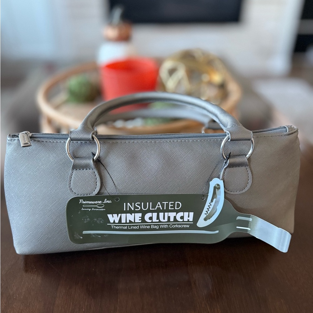 Primeware Inc. insulated wine clutch